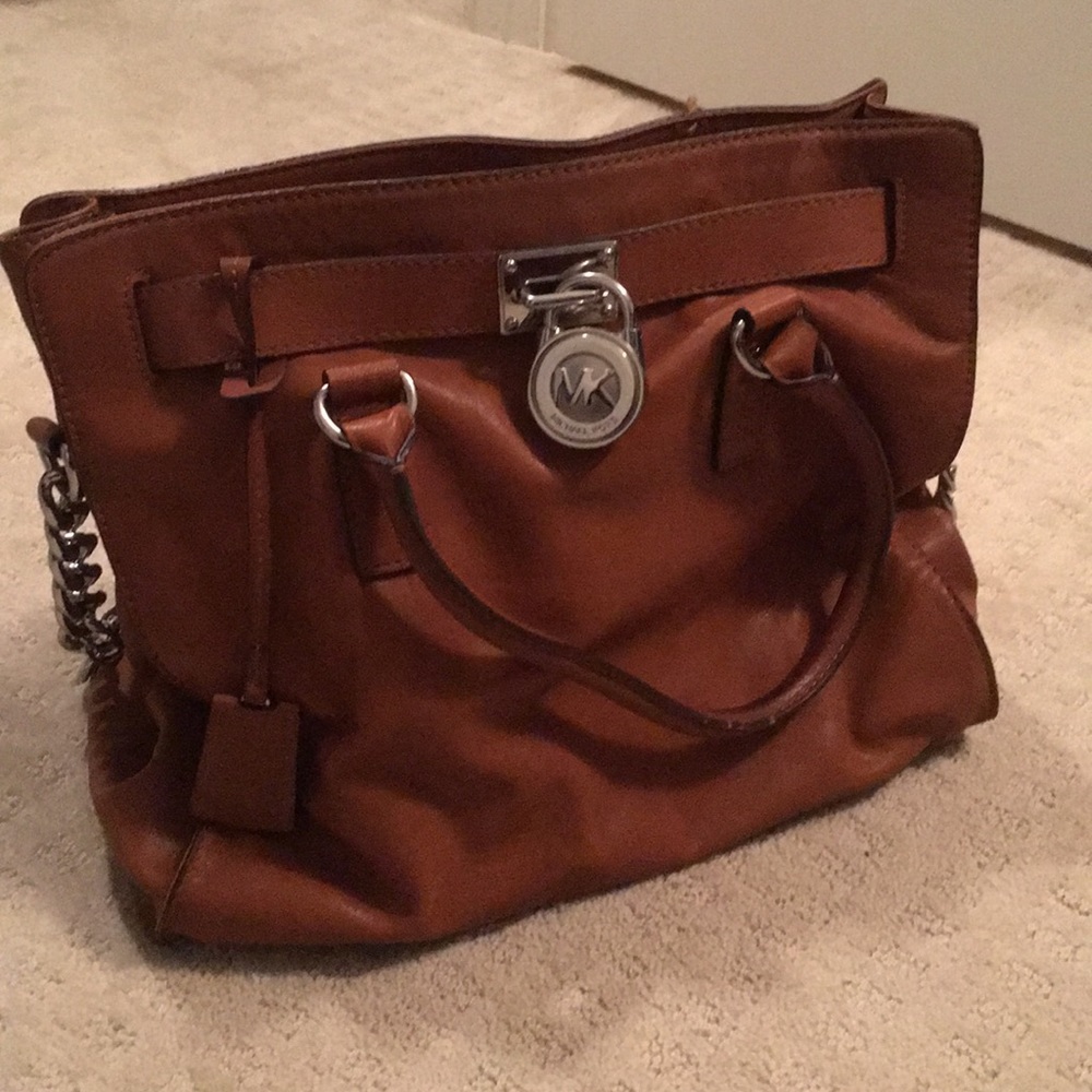 Micheal Kors purse 👜